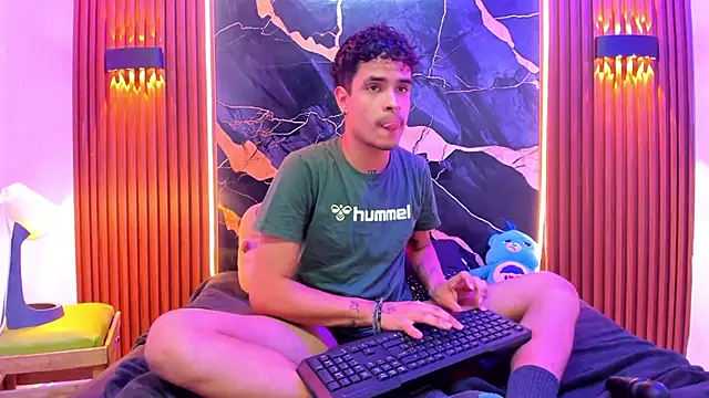 Lucky boys  X online show from February 2026 07:47:01 PM