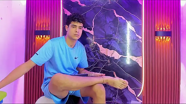 Lucky boys  X online show from April 2026 03:15:02 PM