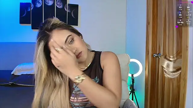 MaryMoon  online show from March 2026 05:58:01 PM