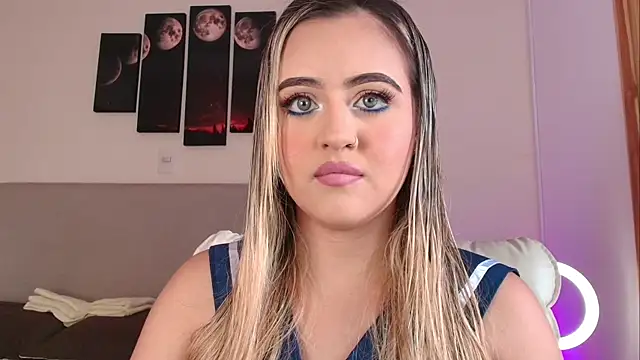 MaryMoon  online show from April 2026 08:15:01 PM