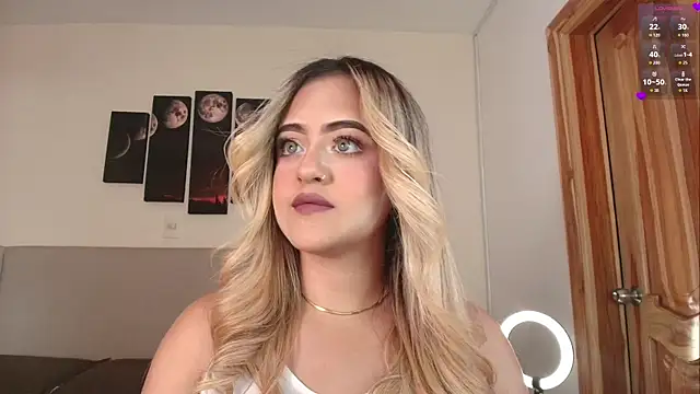 MaryMoon  online show from April 2026 06:15:02 PM