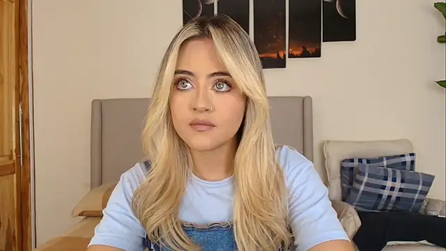 MaryMoon  online show from January 2026 11:53:01 PM