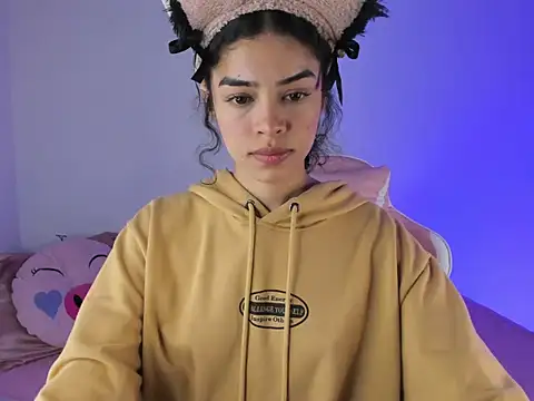 Snapshot of maddy_parker__ chatting on October 2025 03:05:01 AM maddy parker online show from October 2025 03:05:01 AM