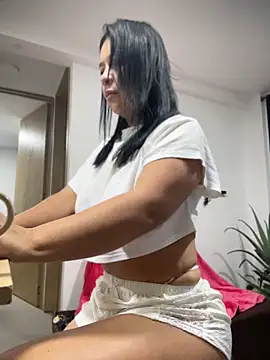 IrisDuvall online show from May 2026 09:49:01 AM