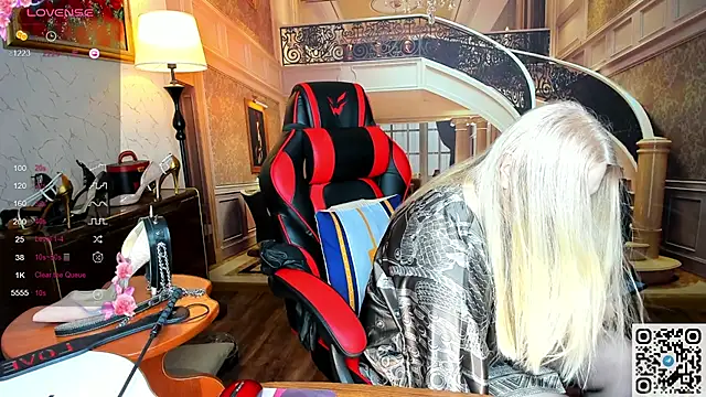 Nina Devillle online show from March 2026 05:08:02 AM