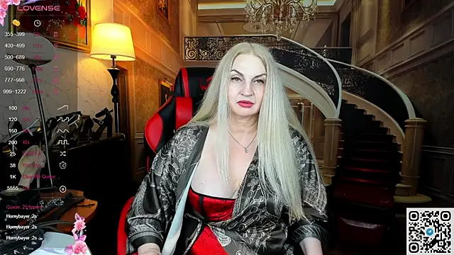 Nina Devillle online show from June 2026 12:32:02 AM