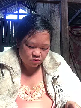 riso-00 online show from November 2025 04:57:02 AM