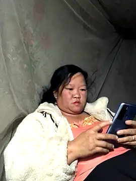 riso-00 online show from November 2025 03:34:02 PM