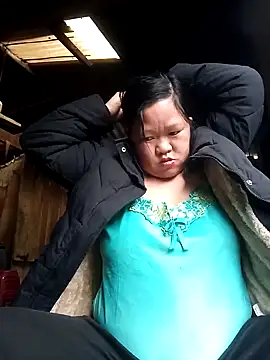 riso-00 online show from February 2026 03:58:01 AM