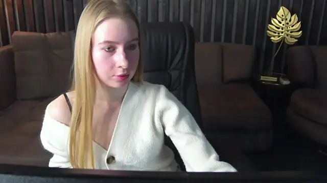 Alina Blonde online show from March 2026 06:46:01 AM