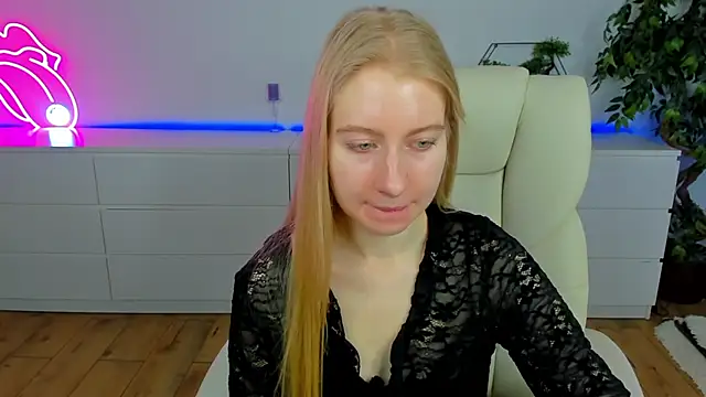 Alina Blonde online show from March 2026 06:41:01 AM