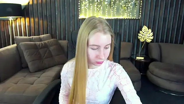 Alina Blonde online show from March 2026 06:42:02 AM