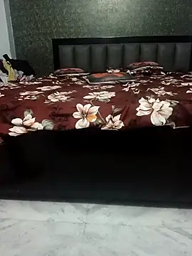 Neha Singh92 online show from September 2025 04:57:02 PM