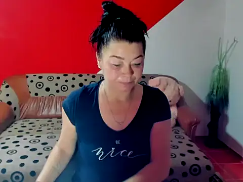 Soffy Skye online show from October 2025 03:41:02 AM