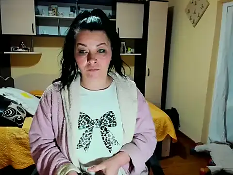 Snapshot of Soffy_Skye chatting on February 2026 04:58:02 AM Soffy Skye online show from February 2026 04:58:02 AM