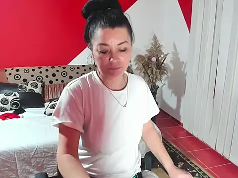 Soffy Skye online show from December 2025 04:17:01 AM