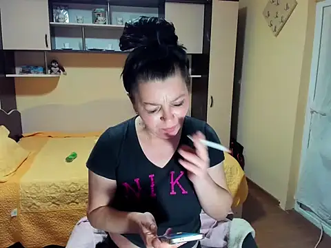 Soffy Skye online show from March 2026 04:46:02 AM