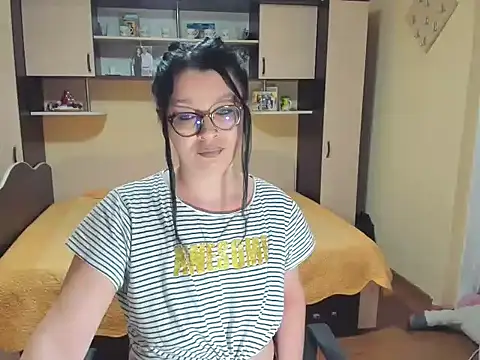 Snapshot of Soffy_Skye chatting on February 2026 06:22:01 AM Soffy Skye online show from February 2026 06:22:01 AM