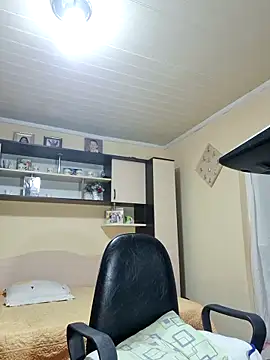 Snapshot of Soffy_Skye chatting on February 2026 06:20:01 AM Soffy Skye online show from February 2026 06:20:01 AM