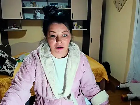 Snapshot of Soffy_Skye chatting on February 2026 05:05:01 AM Soffy Skye online show from February 2026 05:05:01 AM