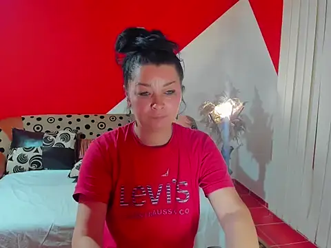 Soffy Skye online show from December 2025 04:14:01 AM