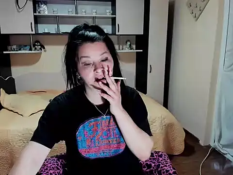 Soffy Skye online show from May 2026 05:00:01 AM