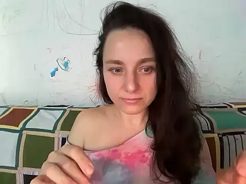 Snapshot of Kalmiraa chatting on July 2026 04:32:02 AM Kalmiraa online show from July 2026 04:32:02 AM