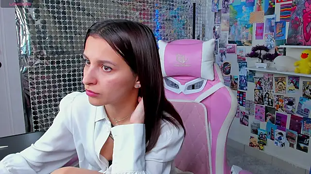 Snapshot of Mary_0Smith chatting on October 2025 04:35:02 AM Mary 0Smith online show from October 2025 04:35:02 AM