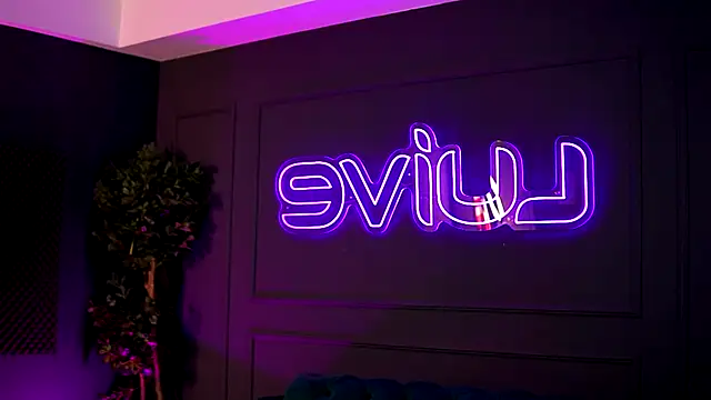 Snapshot of YuliaDesirevska chatting on November 2025 07:57:01 PM YuliaDesirevska online show from November 2025 07:57:01 PM