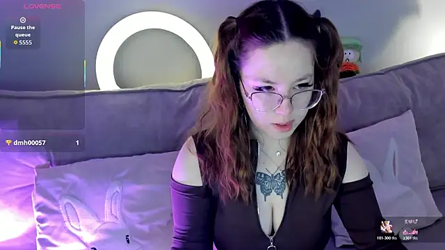 Krysadapp online show from April 2026 12:04:01 AM