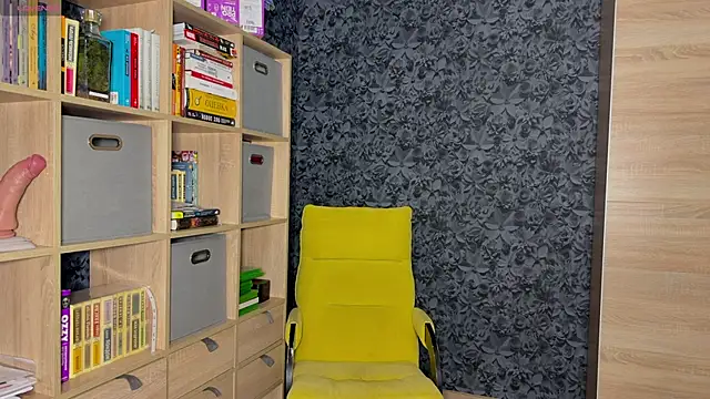 Snapshot of AzureEyes chatting on November 2025 03:27:02 PM AzureEyes online show from November 2025 03:27:02 PM