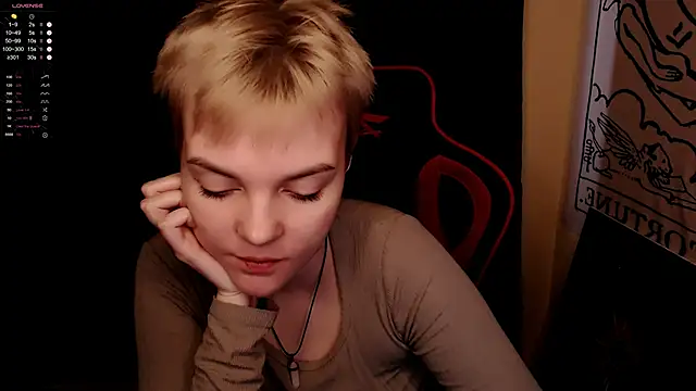 KrisNeal online show from November 2025 09:35:02 AM