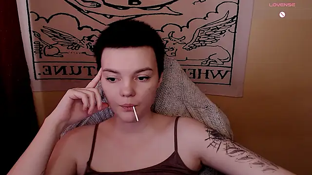 KrisNeal online show from March 2026 09:32:02 AM