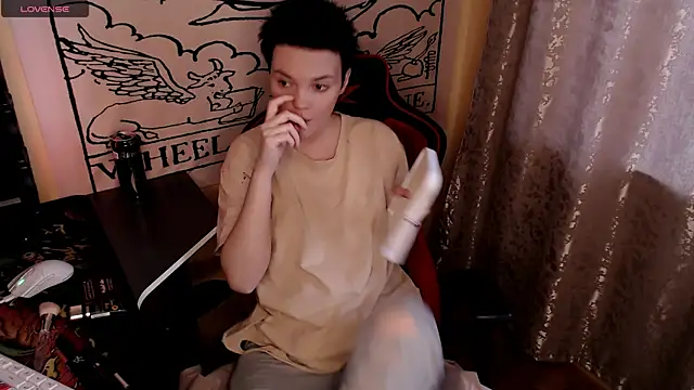 KrisNeal online show from April 2026 09:24:02 AM