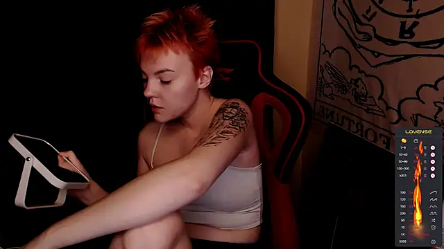 KrisNeal online show from November 2025 09:02:02 AM