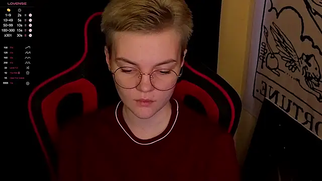 KrisNeal online show from October 2025 09:19:02 AM