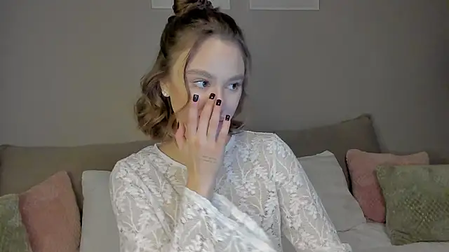 Stefa Evans online show from September 2025 03:36:02 PM