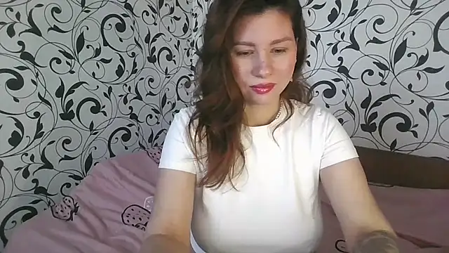 YourEmilie online show from January 2026 12:42:01 PM