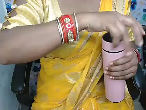 Snapshot of bold_naina chatting on September 2025 04:29:02 AM bold naina online show from September 2025 04:29:02 AM