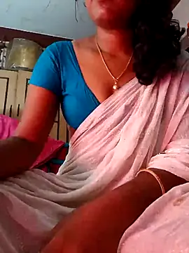 Snapshot of Tamil_Kavitha chatting on May 2026 11:41:01 PM Tamil Kavitha online show from May 2026 11:41:01 PM