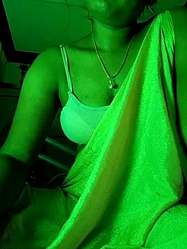 Snapshot of Tamil_Kavitha chatting on May 2026 07:24:01 AM Tamil Kavitha online show from May 2026 07:24:01 AM