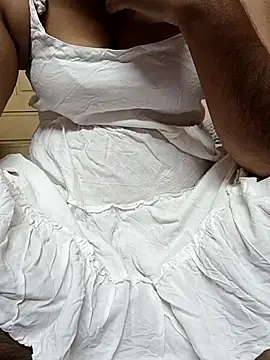 Snapshot of preethi-lovely chatting on November 2025 01:59:01 PM preethi-lovely online show from November 2025 01:59:01 PM