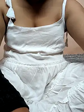 Snapshot of preethi-lovely chatting on November 2025 04:55:02 PM preethi-lovely online show from November 2025 04:55:02 PM