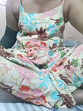 Snapshot of preethi-lovely chatting on November 2025 03:43:01 AM preethi-lovely online show from November 2025 03:43:01 AM