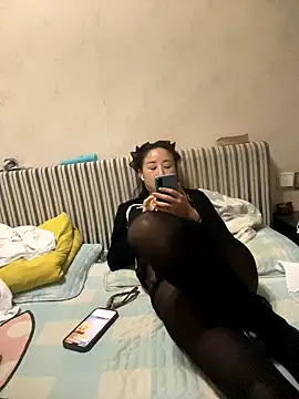 Snapshot of xiuchun100 chatting on October 2025 03:37:02 PM xiuchun100 online show from October 2025 03:37:02 PM