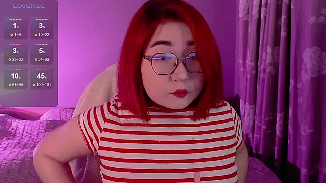 Sexy Peachy online show from October 2025 07:42:02 AM