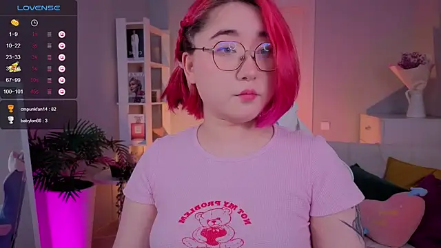 Sexy Peachy online show from September 2025 07:26:02 AM