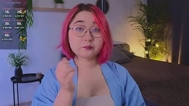 Sexy Peachy online show from September 2025 07:14:01 AM