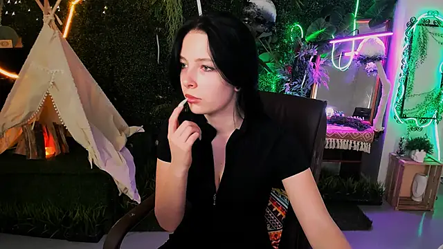 JulsMumi online show from September 2025 09:05:02 AM