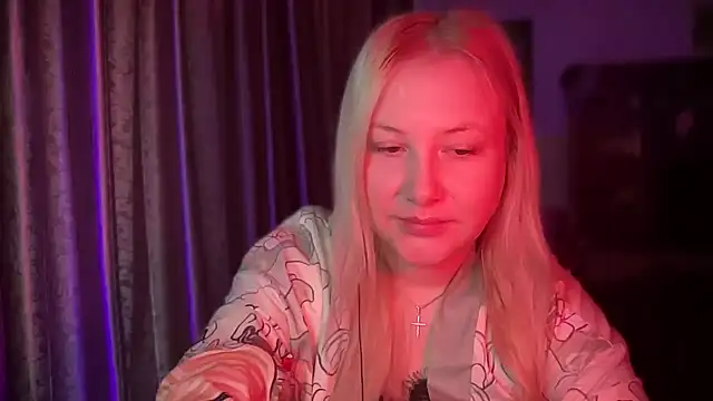 BikiHellena online show from December 2025 07:24:02 AM